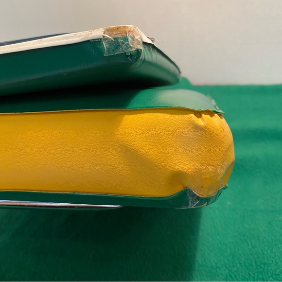 Green Bay Packers “G” Stadium Seat Vintage - Picture 8 of 8